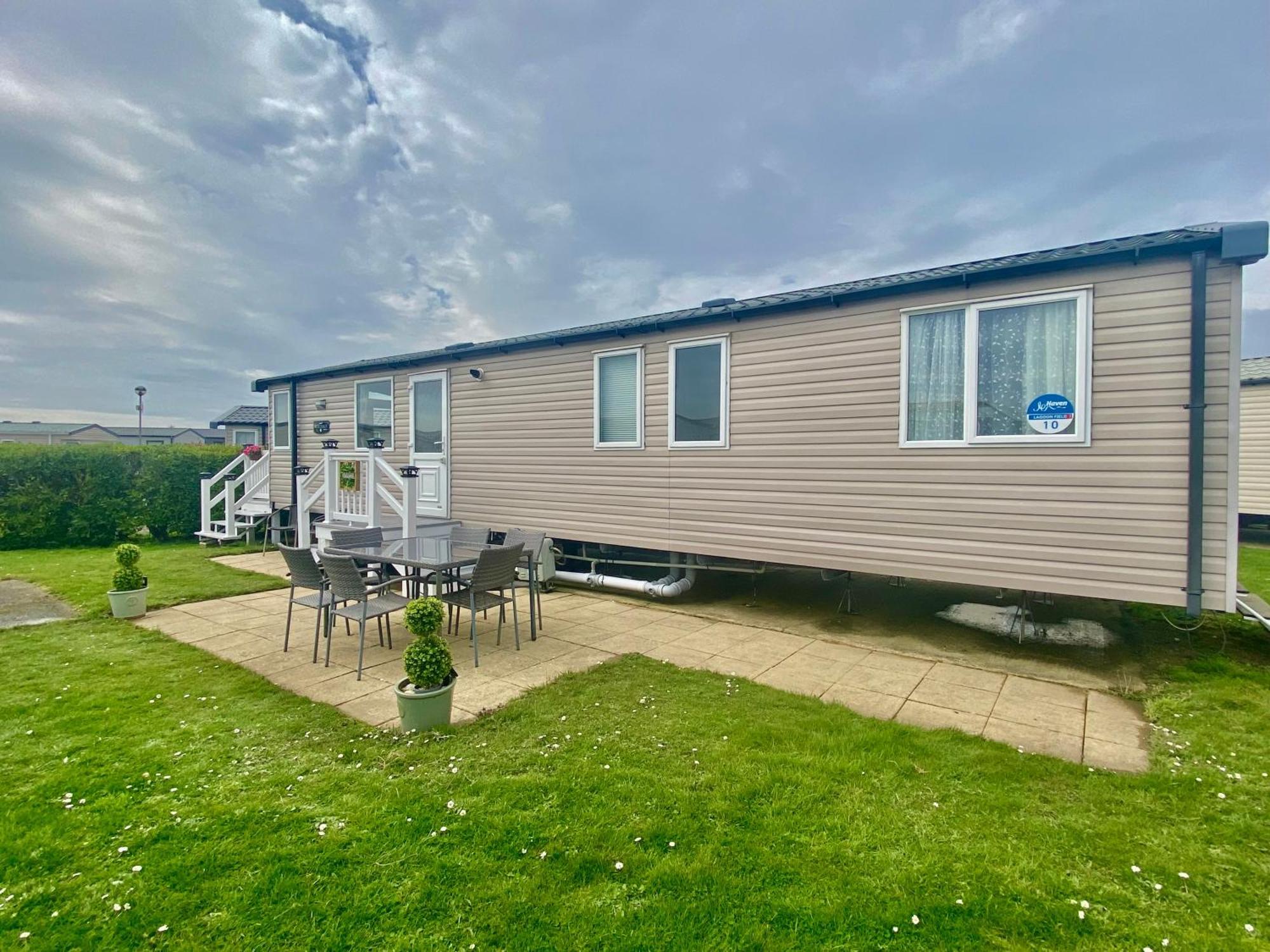 Caravan Church Farm Holiday Village Pagham Kültér fotó